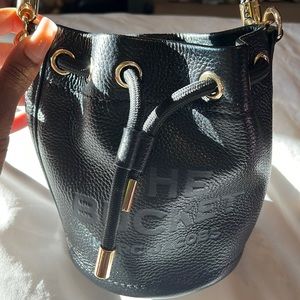 Marc Jacobs tote worn once . Bought at $350 selling for 200